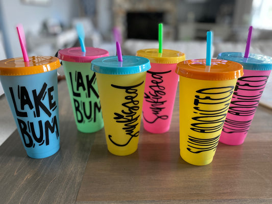 Color changing cups