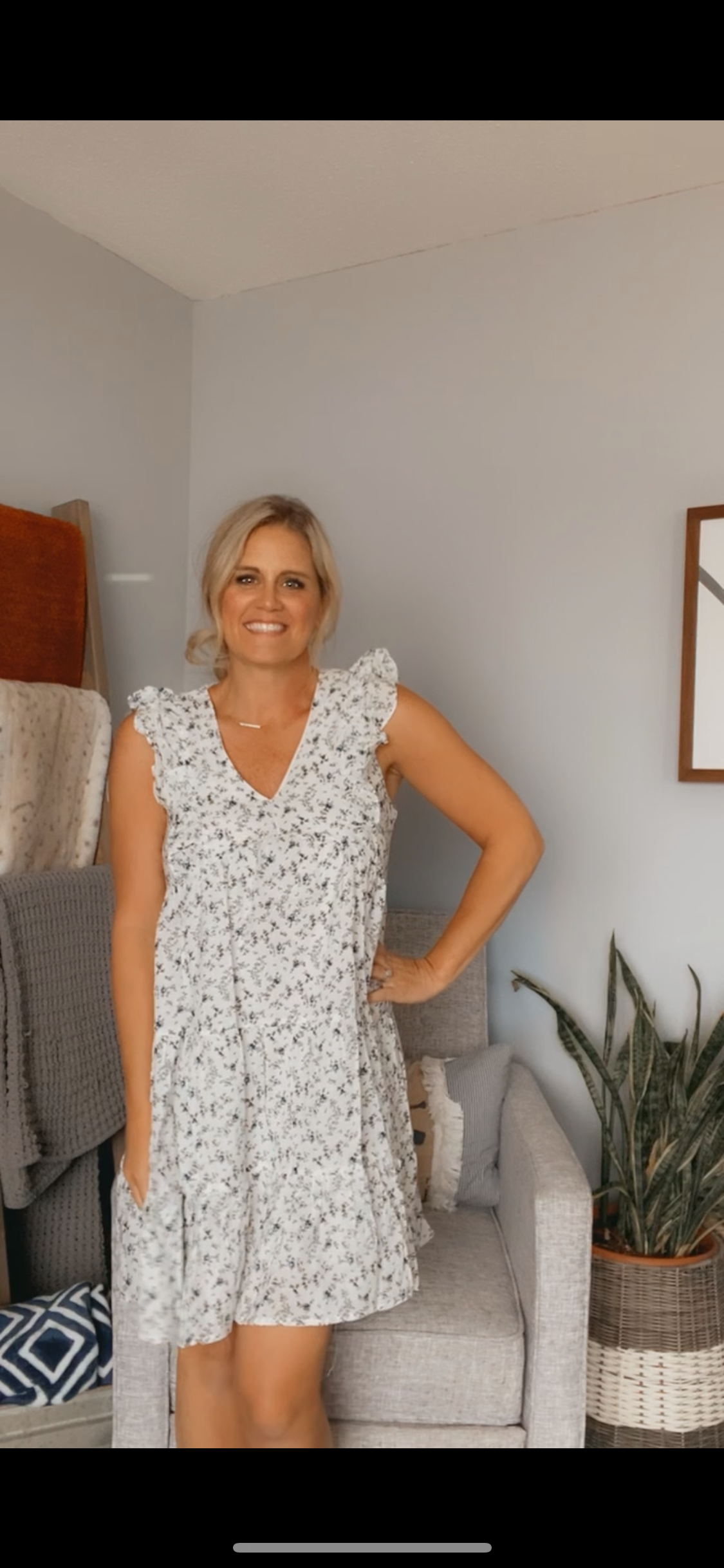 DITSY TIERED DRESS WITH RUFFLE