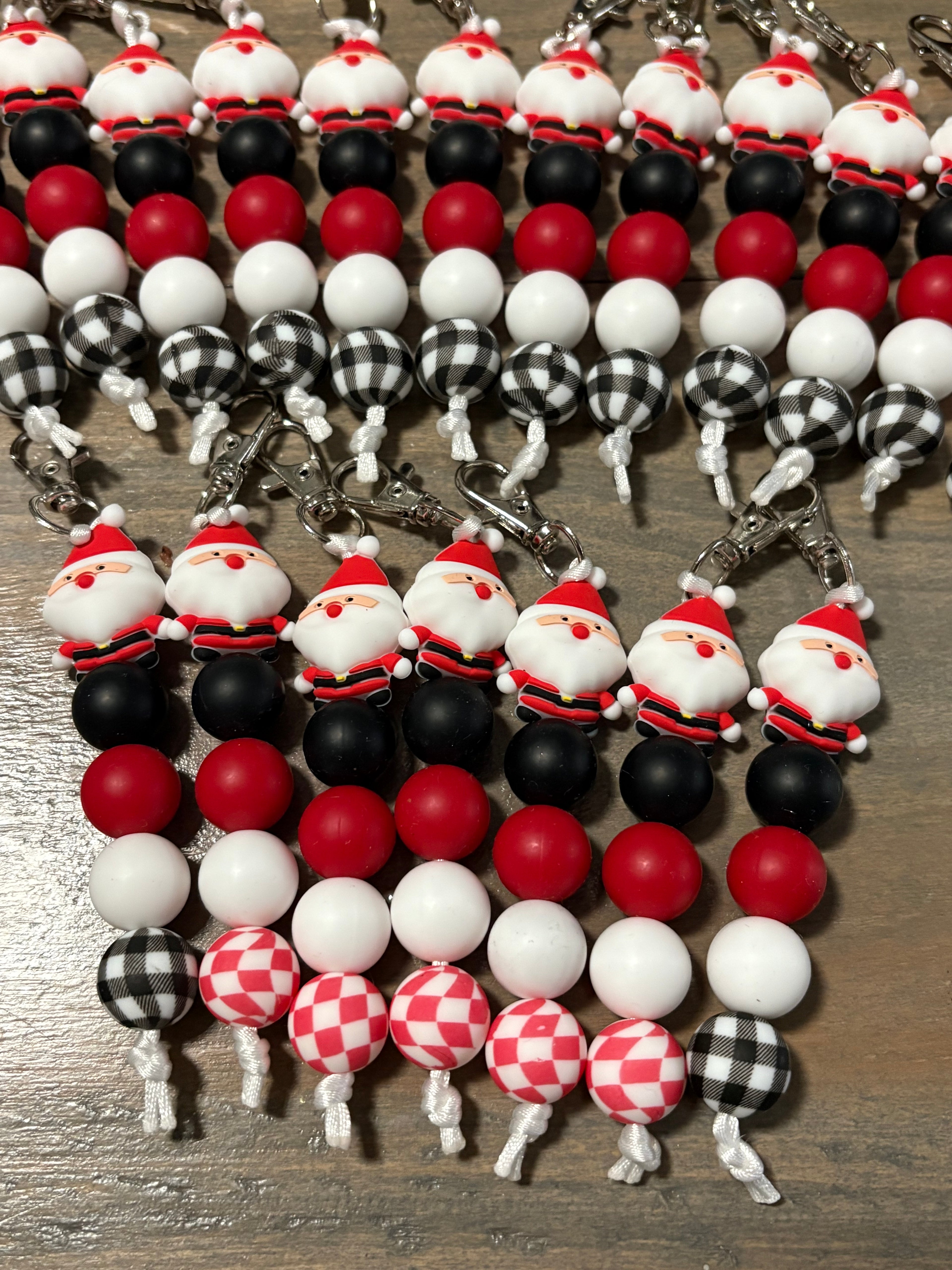 Custom silicone bead keychains