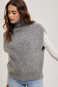 TURTLENECK KNIT SWEATER VEST