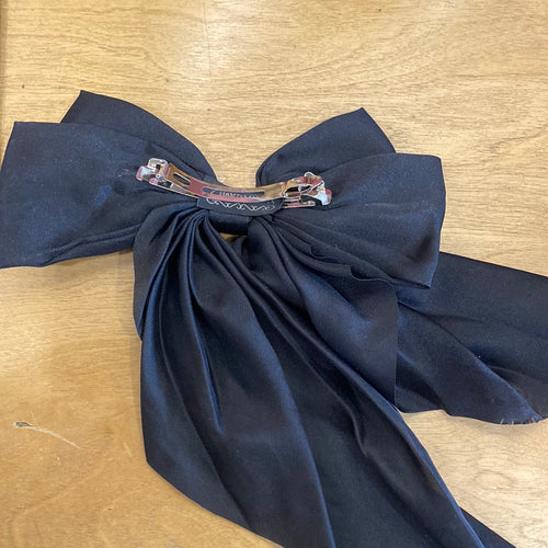 Bow clip