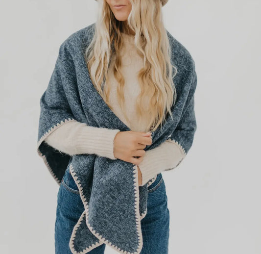 Tilly triangle scarf/wrap
