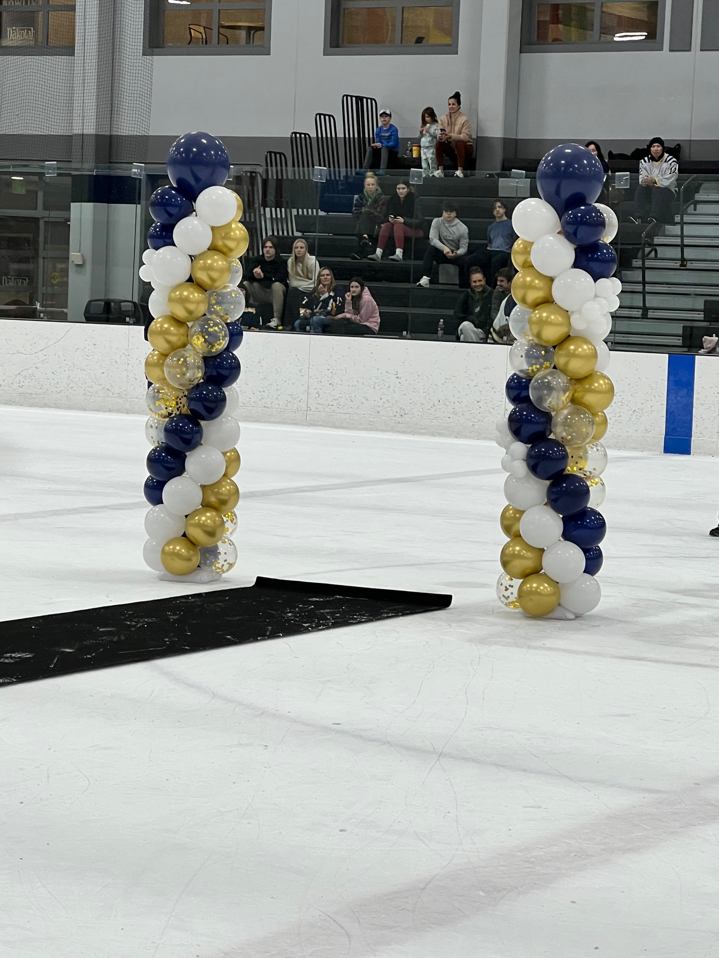 Balloon column- birthday, grad party, bday party end of year celly