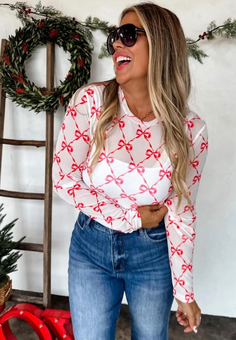 Red bow mesh shirt