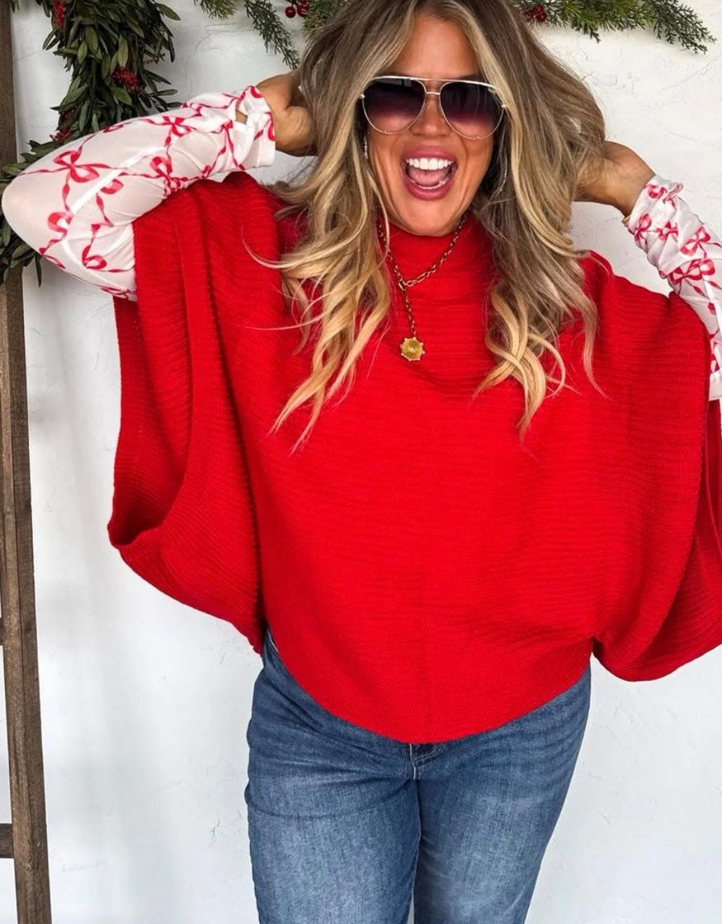Red bow mesh shirt