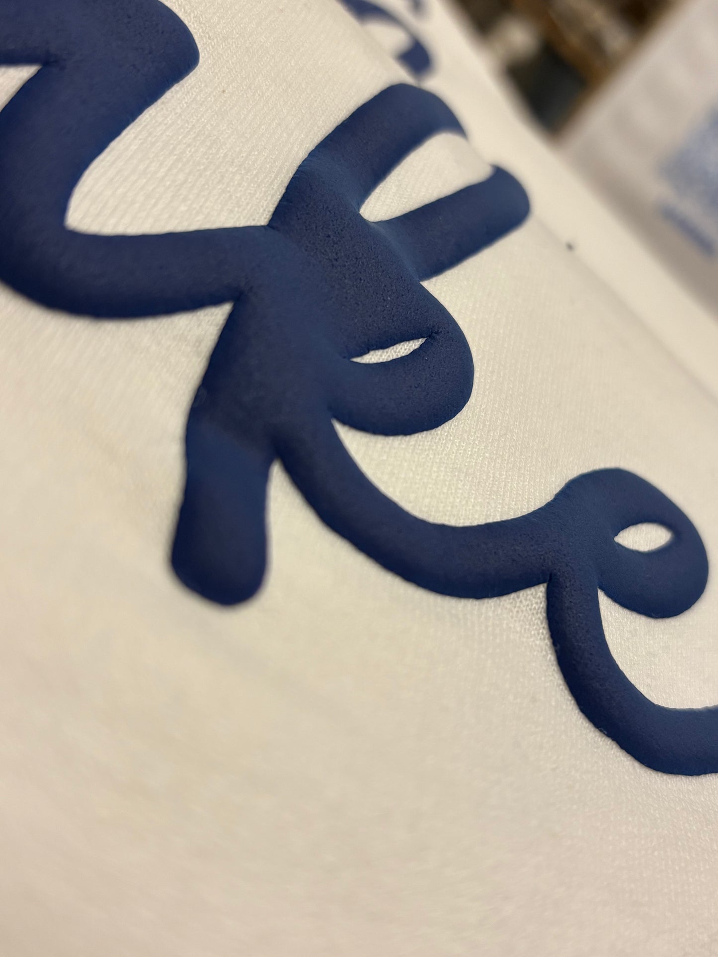 Puff Metallic Lakers or Puff Navy