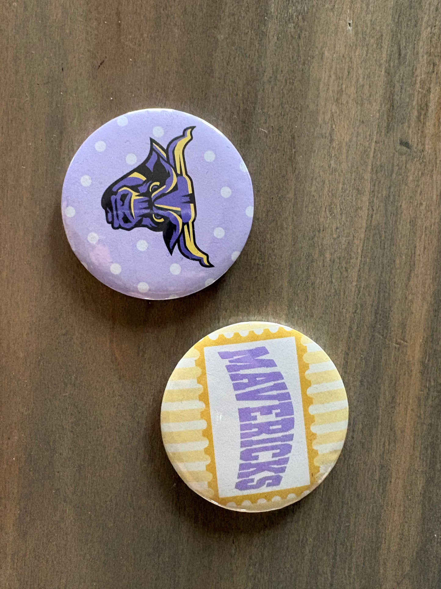 Mavericks game day buttons