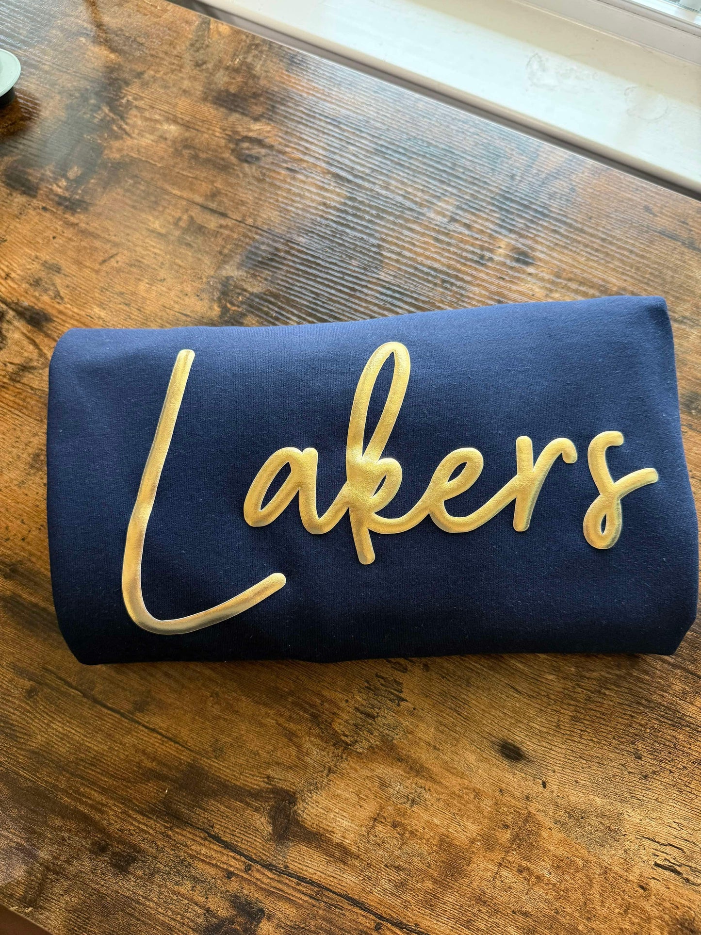 Puff Metallic Lakers or Puff Navy