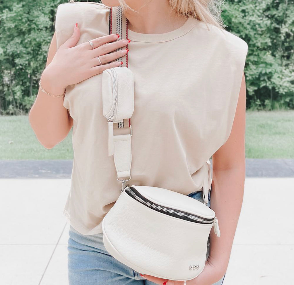 Luna wrist and strap pouch