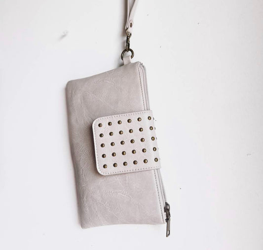 The Riviera Maya Rivet Clutch