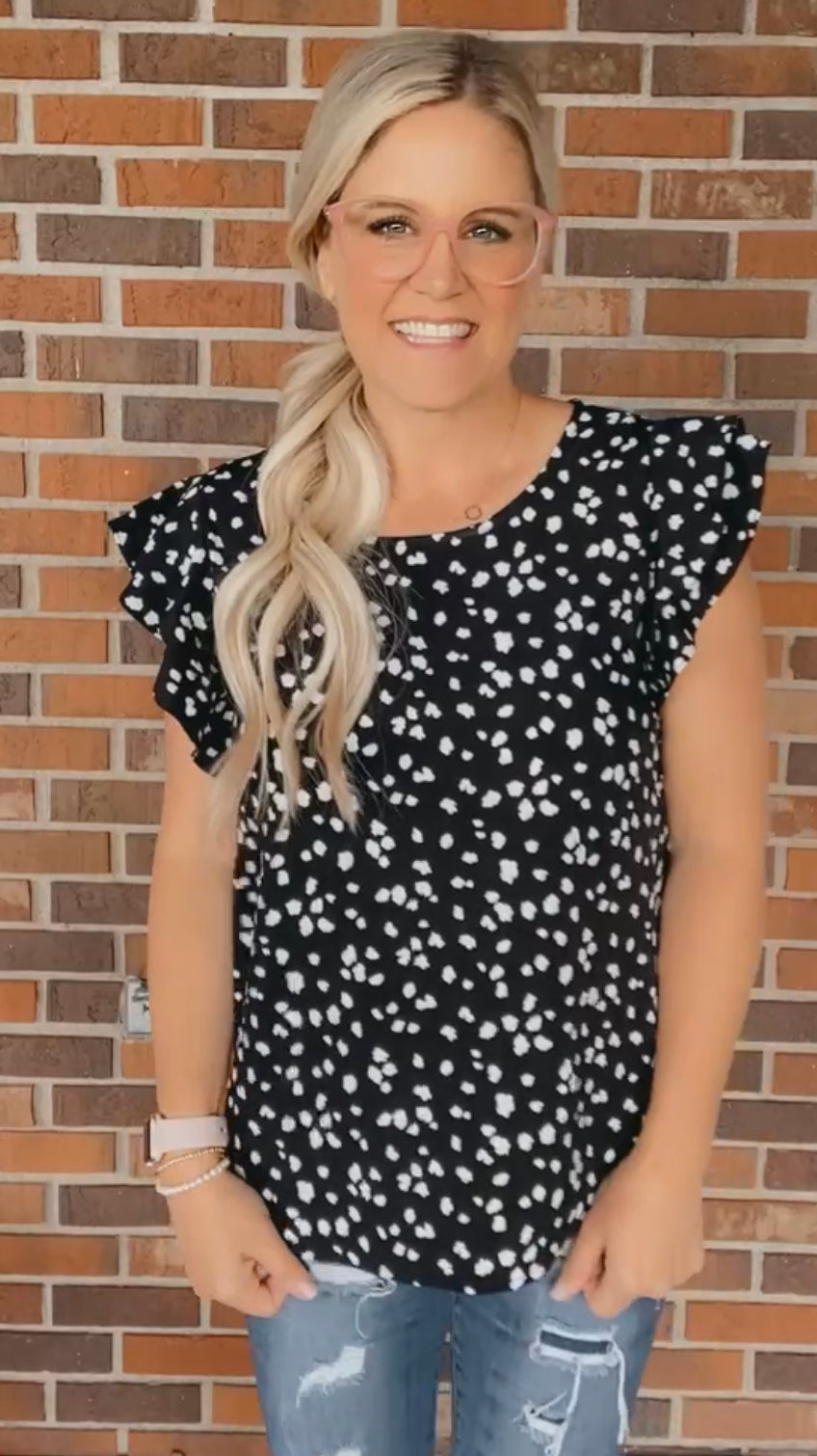Darla dot top