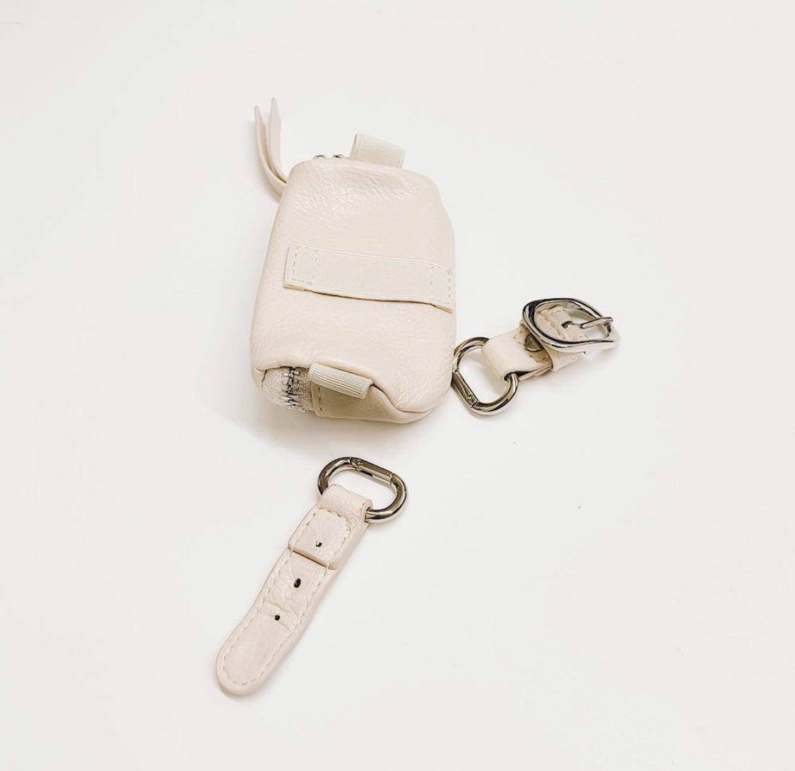 Luna wrist and strap pouch