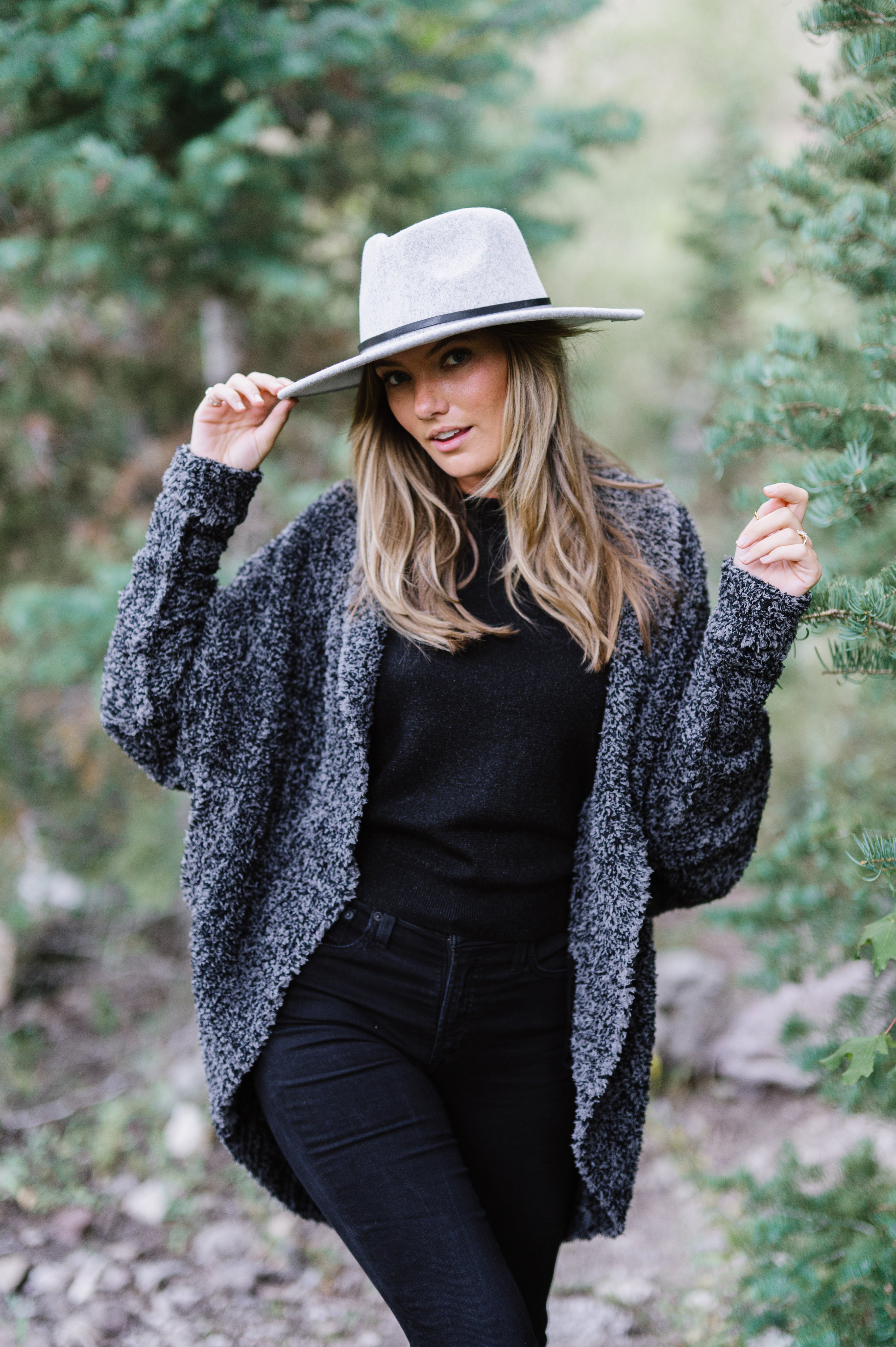 WOOL BLEND WIDE BRIM HAT W/ BELT