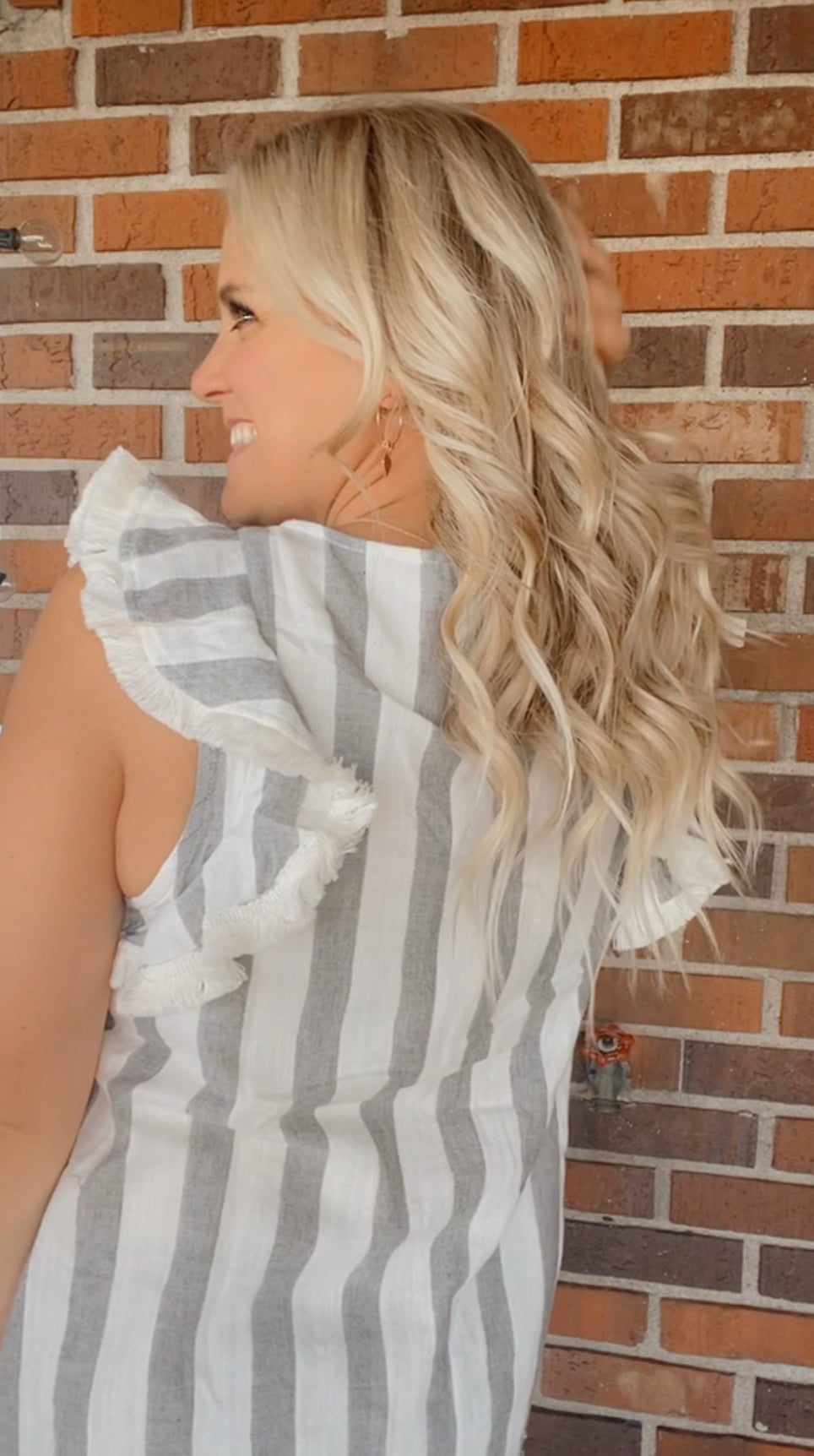 STRIPED TOP WITH FRAY