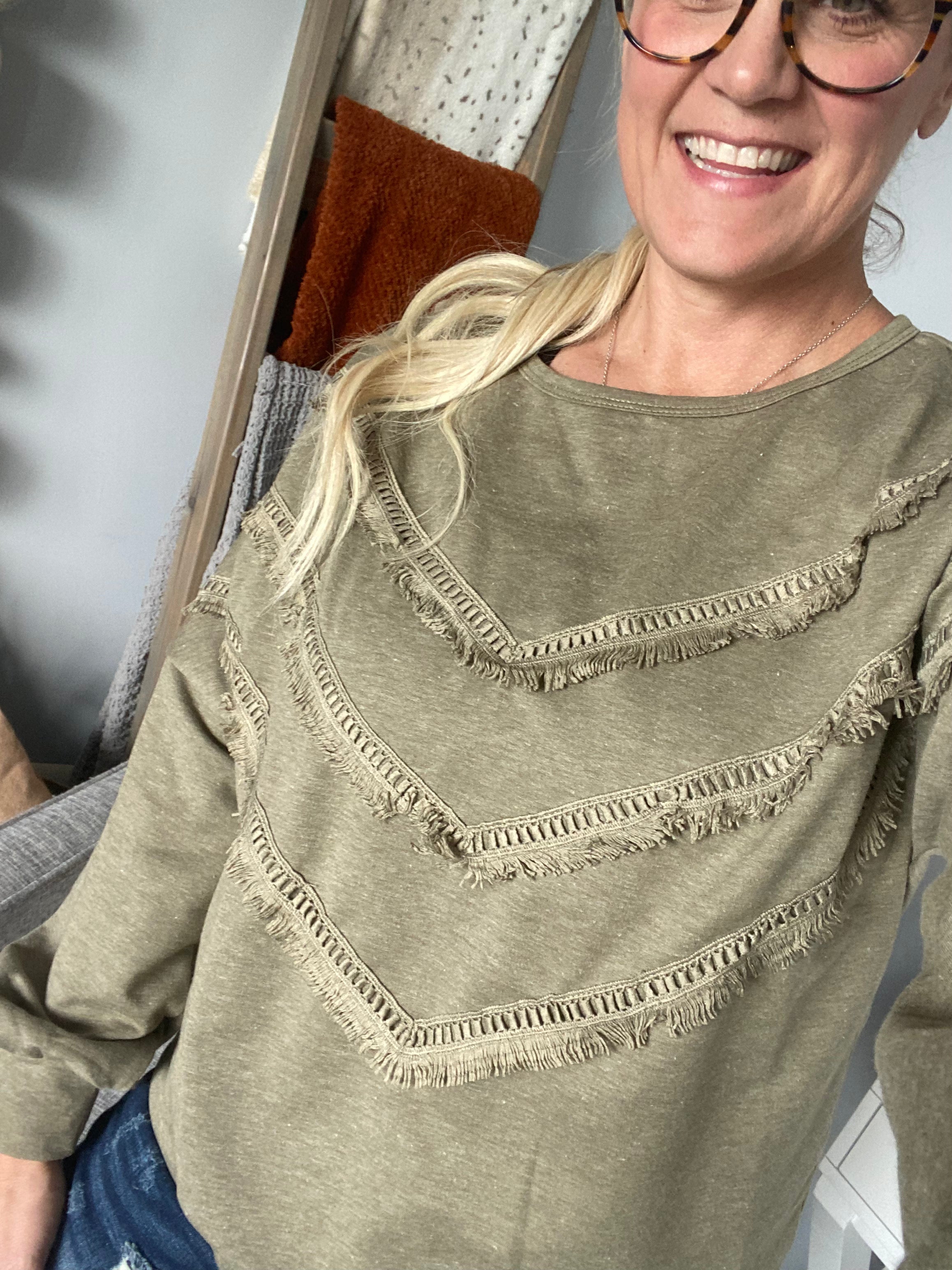 Mia tassel sweatshirt